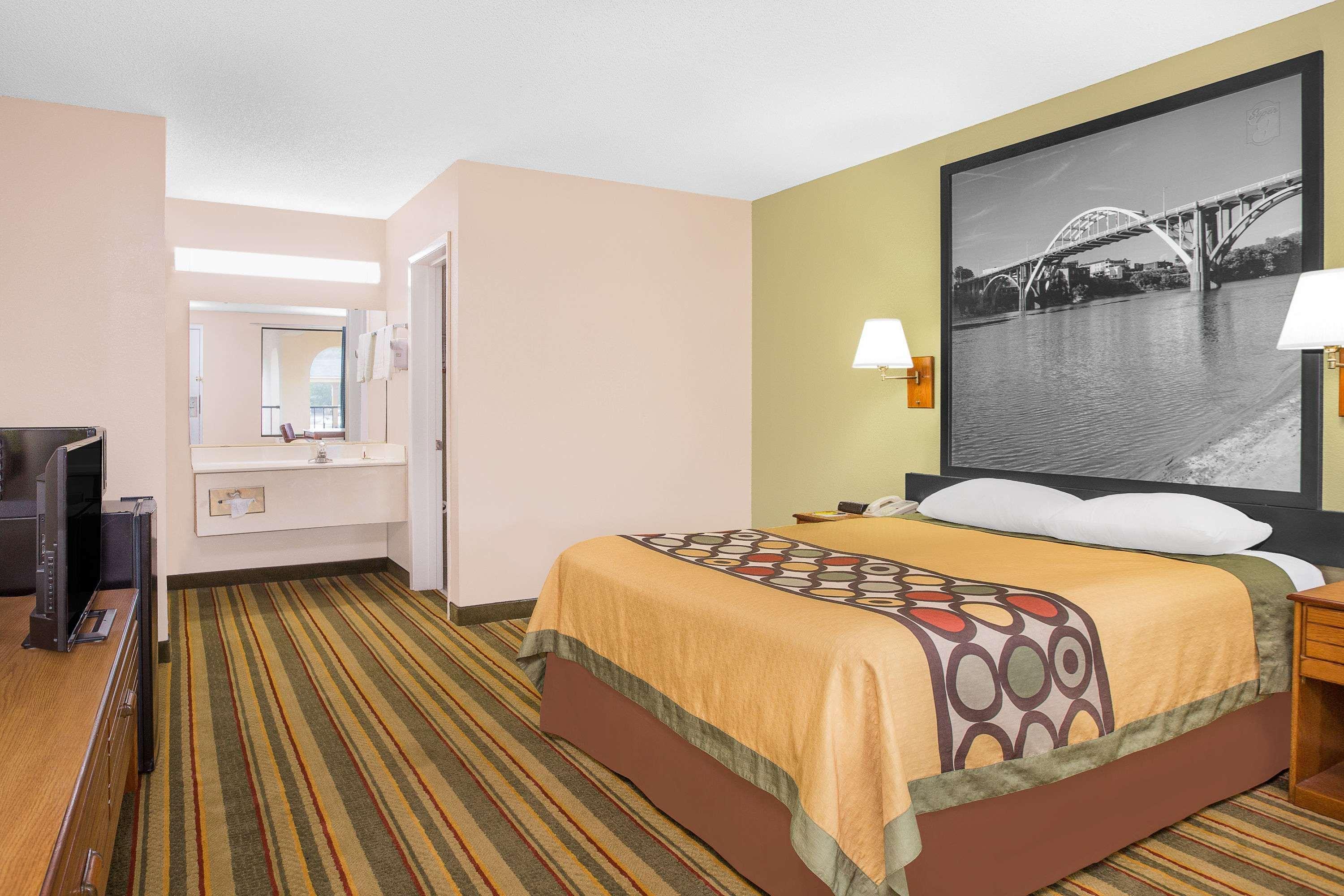 Super 8 By Wyndham Eufaula Hotell Eksteriør bilde
